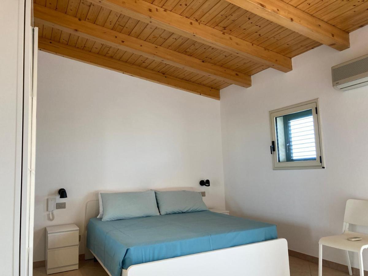 Delposto Marina Di Ragusa Exteriör bild